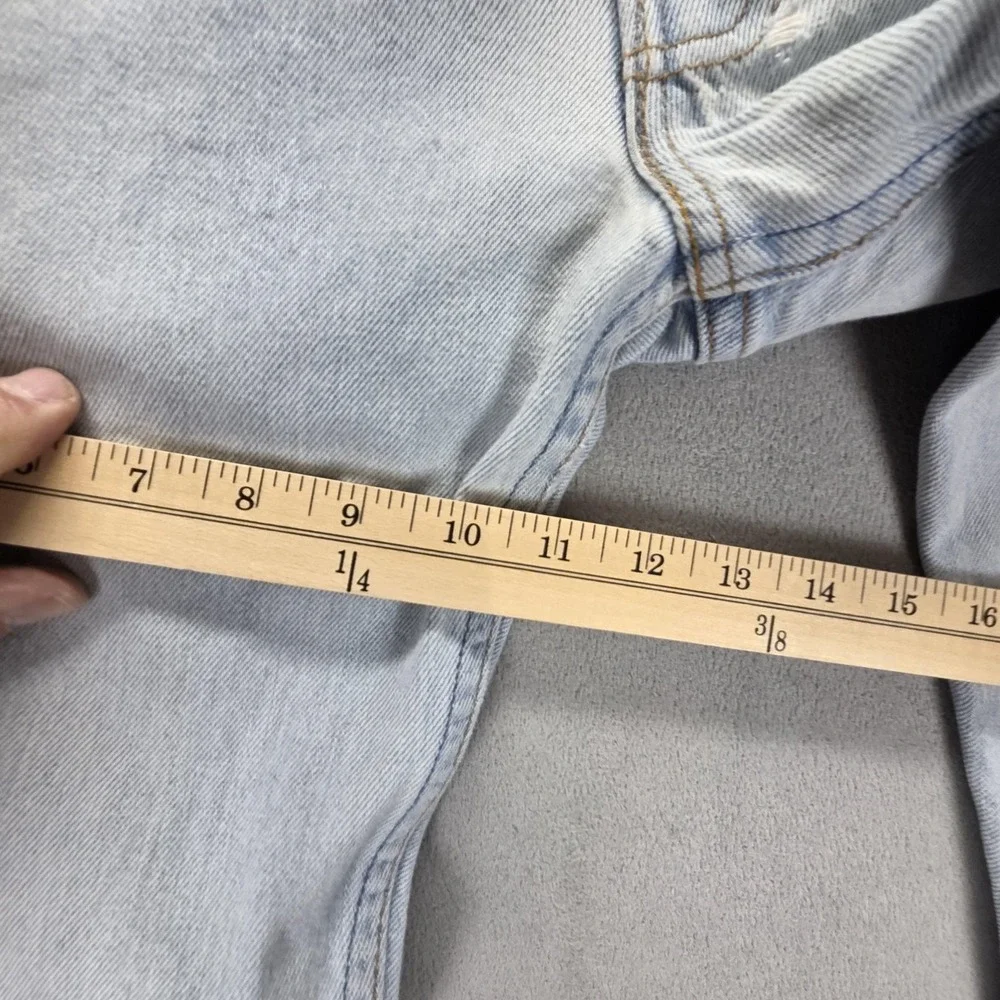 Levis 10368 important
